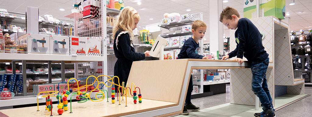 rincón infantil en la tienda